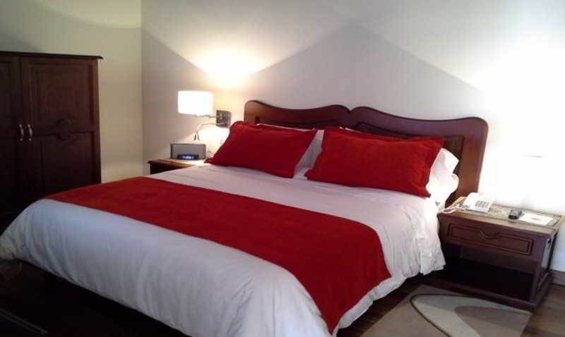Hotel Santa Lucia Boutique Spa Bogota Ngoại thất bức ảnh A bed runner