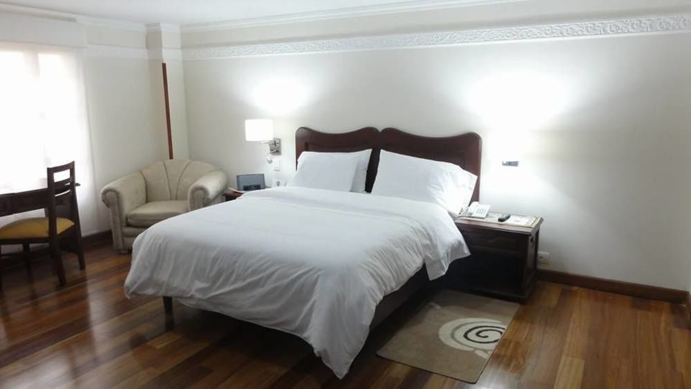 Hotel Santa Lucia Boutique Spa Bogota Ngoại thất bức ảnh A bedroom at the hotel