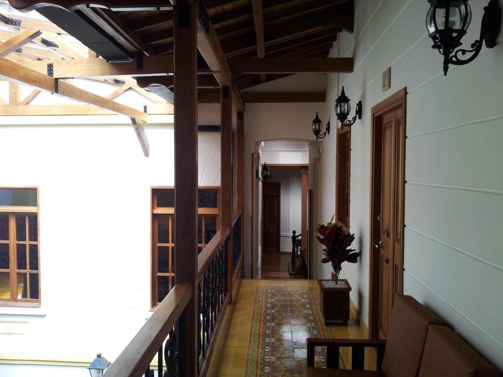 Hotel Santa Lucia Boutique Spa Bogota Ngoại thất bức ảnh Interior of the house
