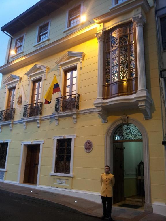 Hotel Santa Lucia Boutique Spa Bogota Ngoại thất bức ảnh Ecuadorian Embassy in Lima